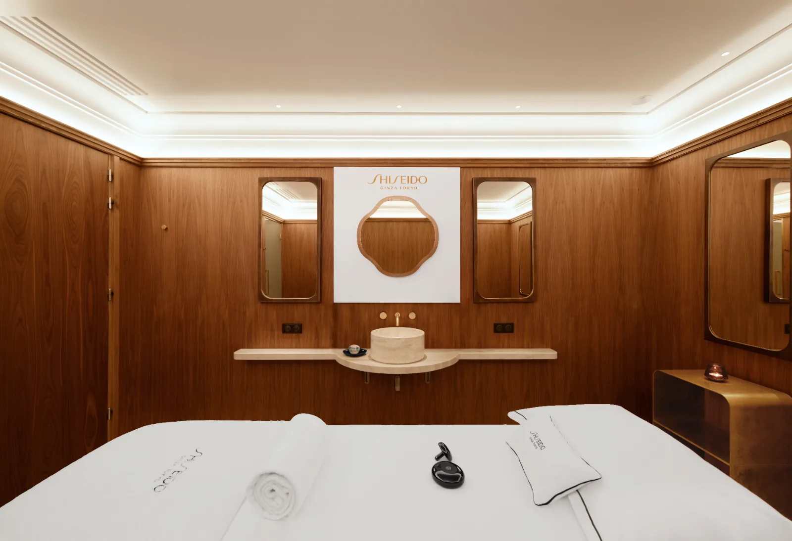 Cabine de massage boisée