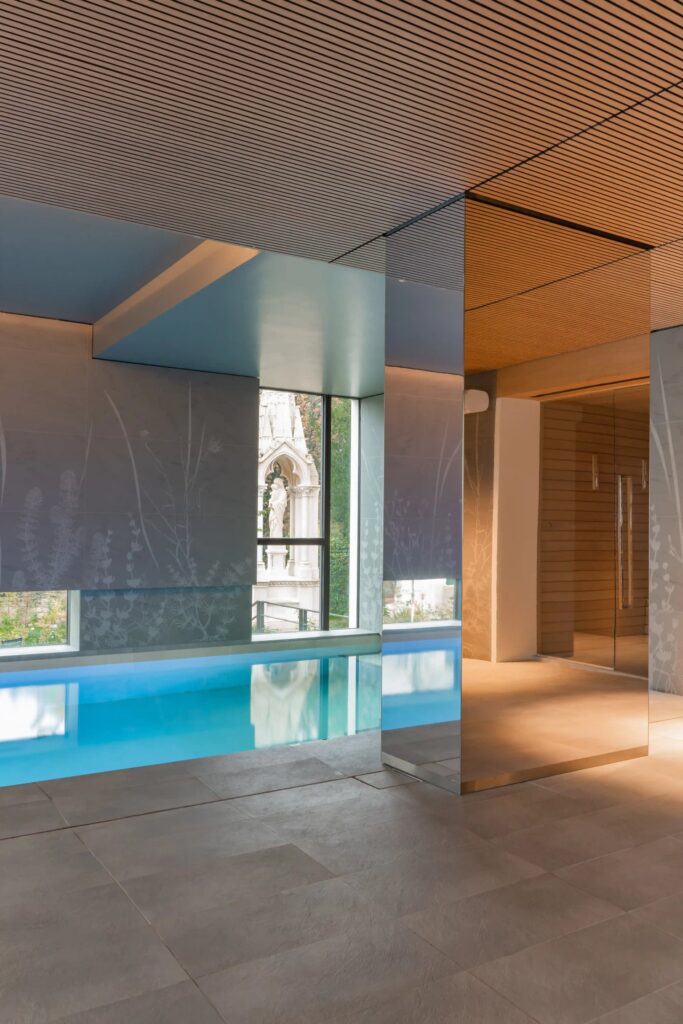 Piscine au Spa le Refuge de Margot