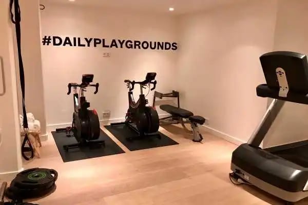 Salle de fitness au Spa Parister