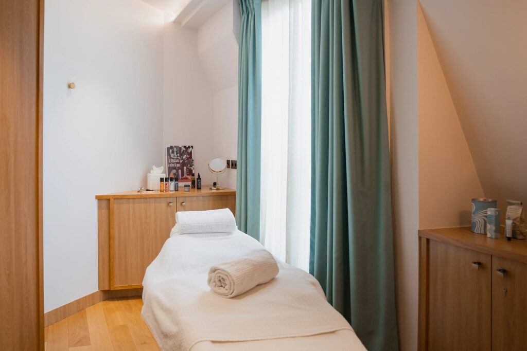 Soin chez Wellness Suite du Scribe